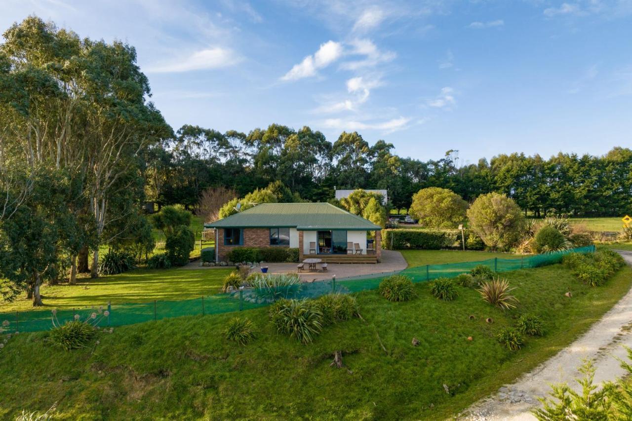 Villa Ocean & Mountain Views - Kaikoura Extérieur photo