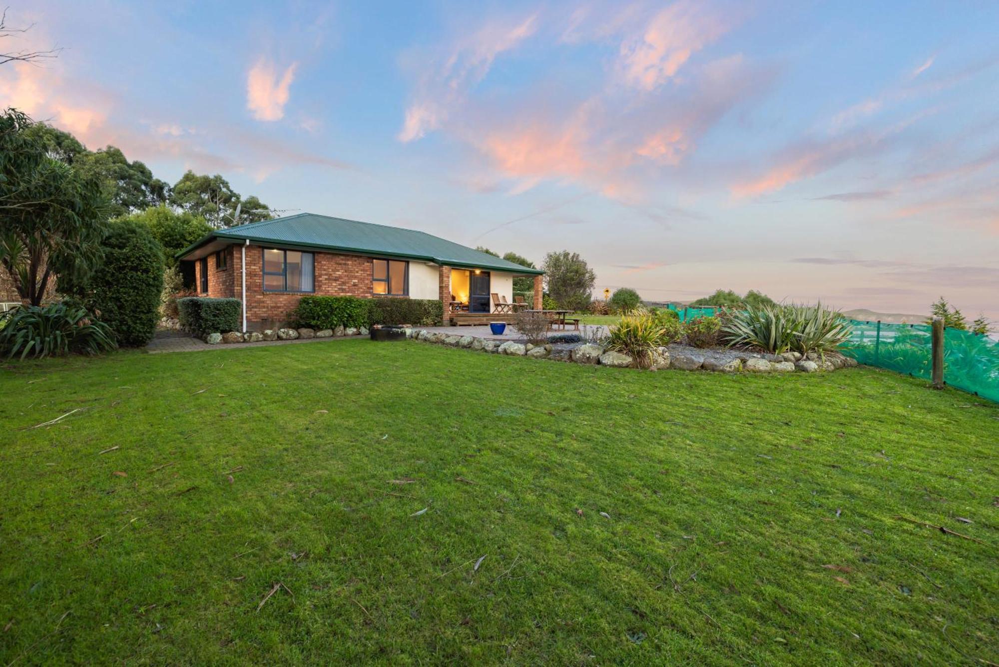Villa Ocean & Mountain Views - Kaikoura Extérieur photo