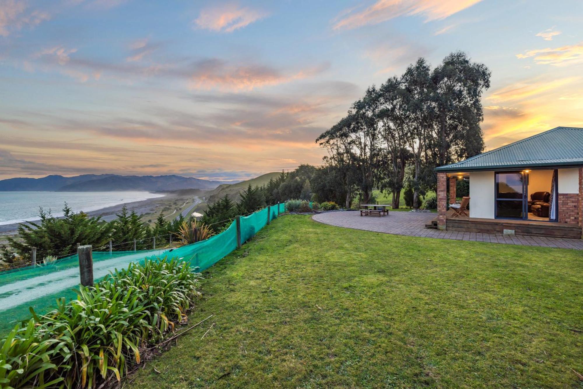 Villa Ocean & Mountain Views - Kaikoura Extérieur photo